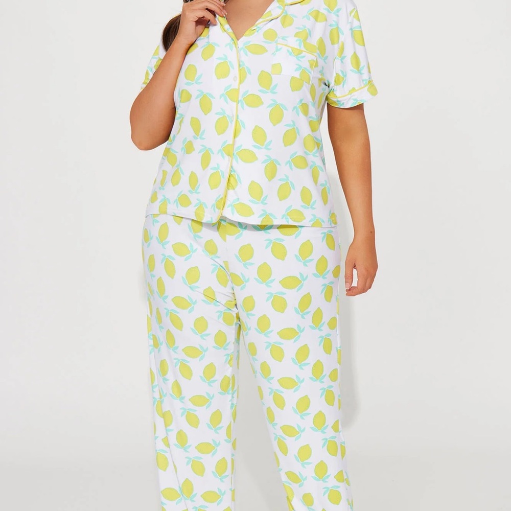 pajama set